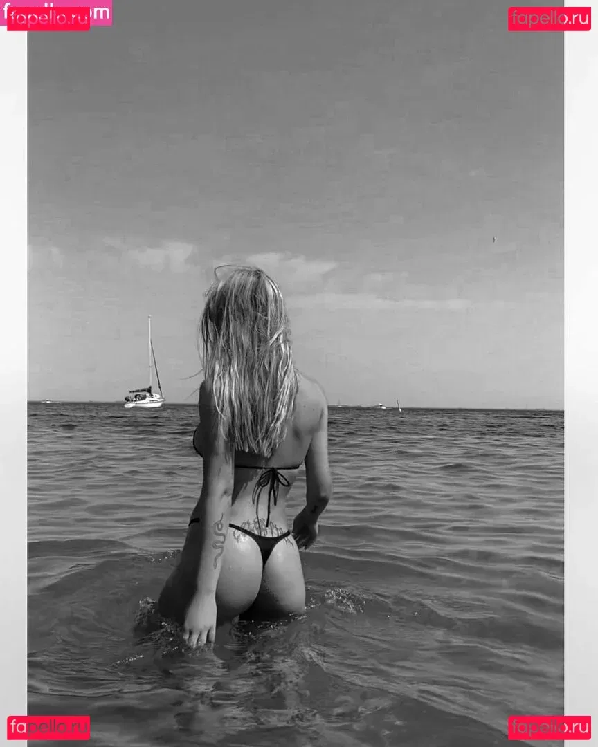 Linea Sindt Onlyfans Photo Gallery 