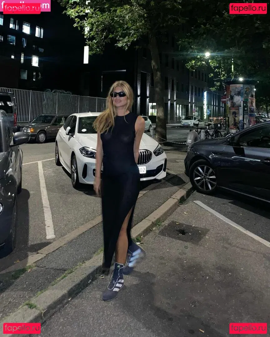 Linea Sindt Onlyfans Photo Gallery 