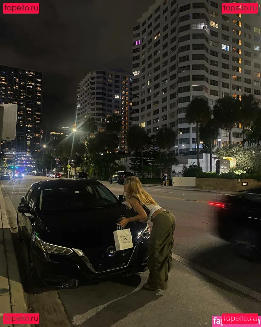 Linea Sindt Onlyfans Photo Gallery 