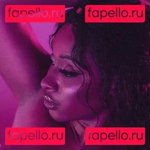 Dominique Jolie Onlyfans Photo Gallery 