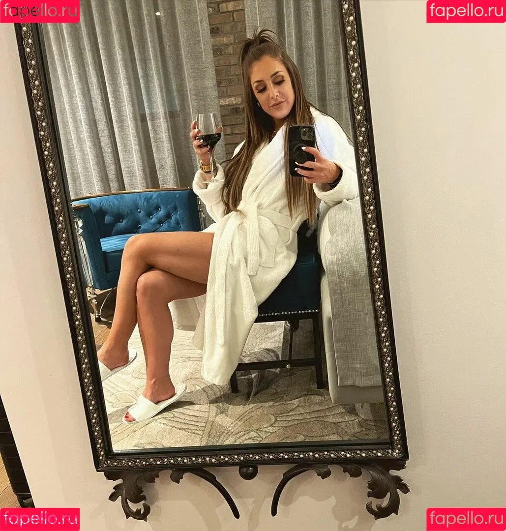 Dr. Britt Baker Onlyfans Photo Gallery 