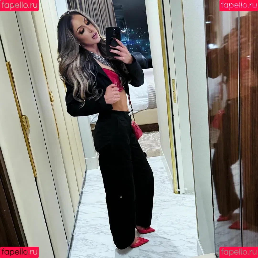 Dr. Britt Baker Onlyfans Photo Gallery 