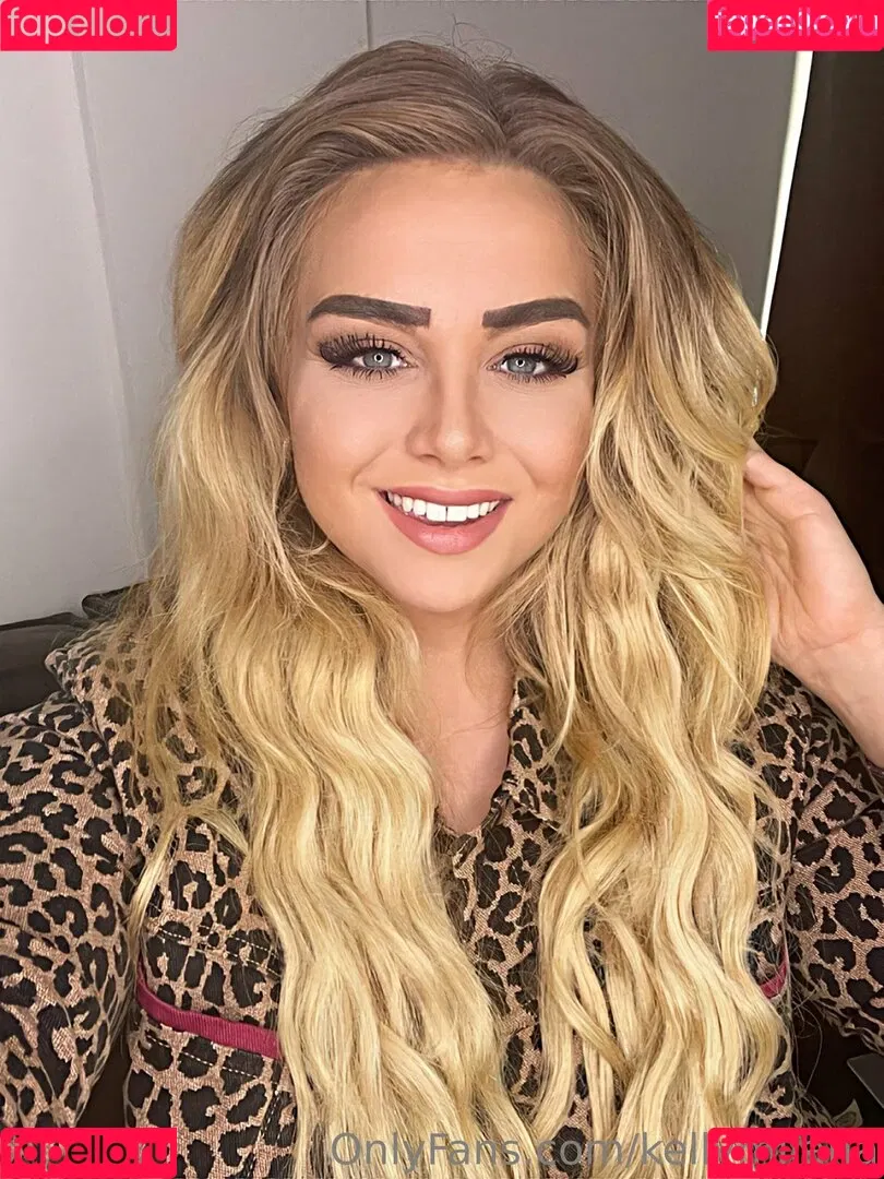 kellymilana Onlyfans Photo Gallery 