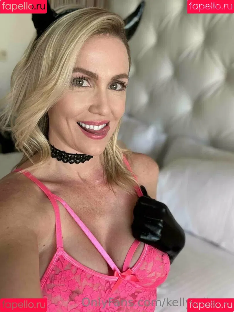 kellymilana Onlyfans Photo Gallery 