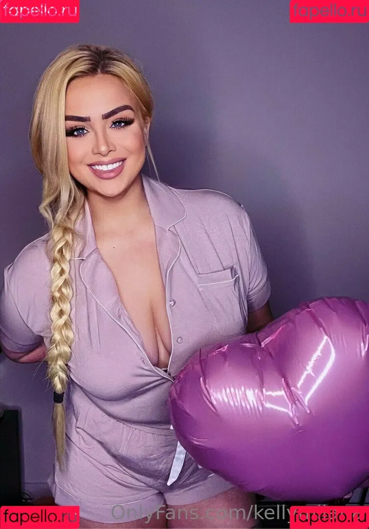 kellymilana Onlyfans Photo Gallery 
