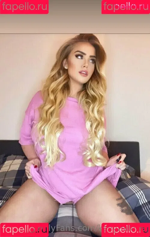 kellymilana Onlyfans Photo Gallery 