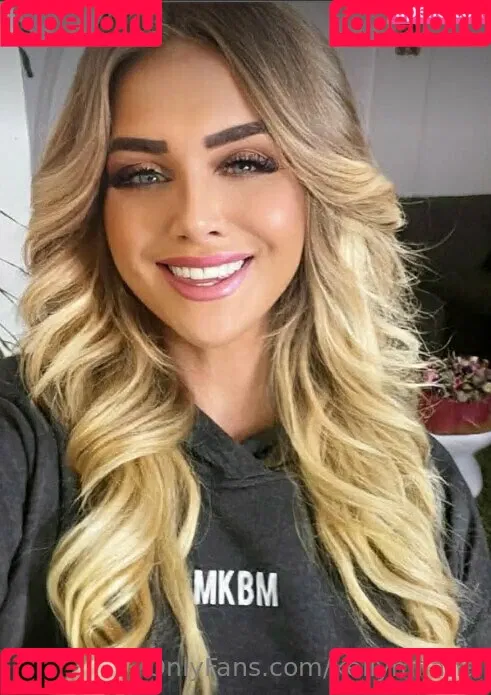 kellymilana Onlyfans Photo Gallery 