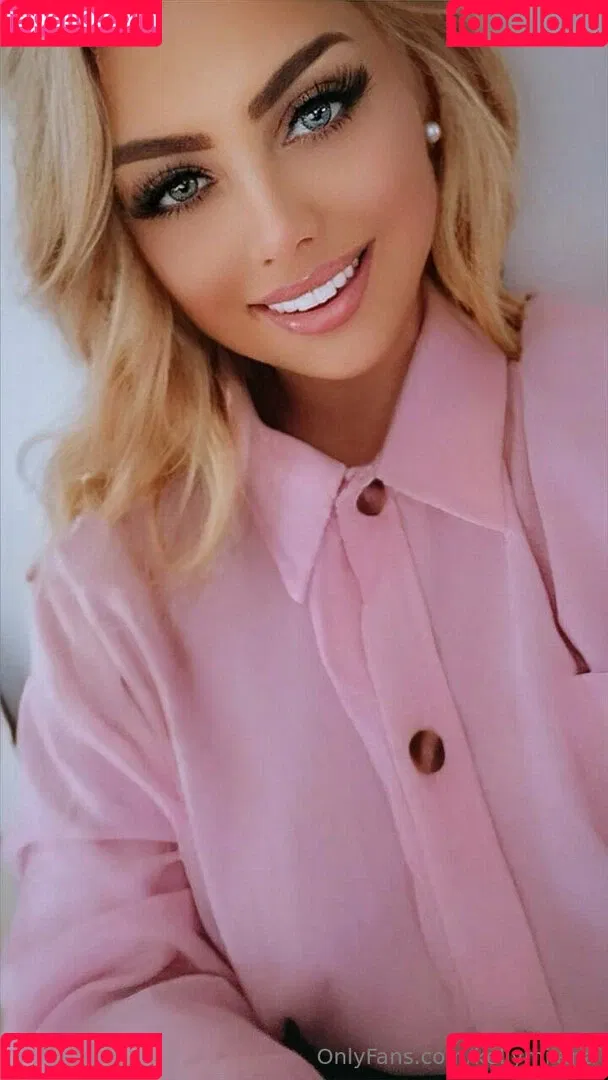 kellymilana Onlyfans Photo Gallery 