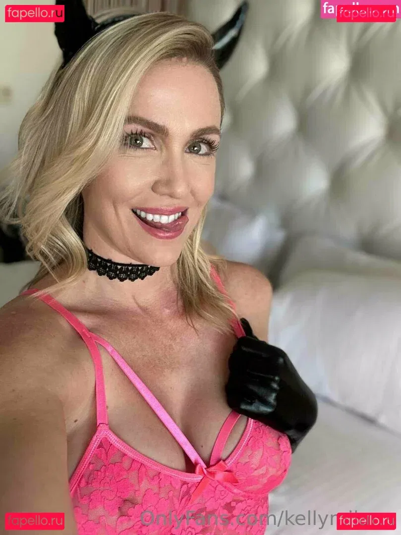 kellymilana Onlyfans Photo Gallery 