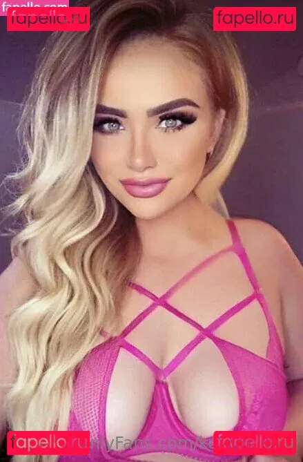 kellymilana Onlyfans Photo Gallery 