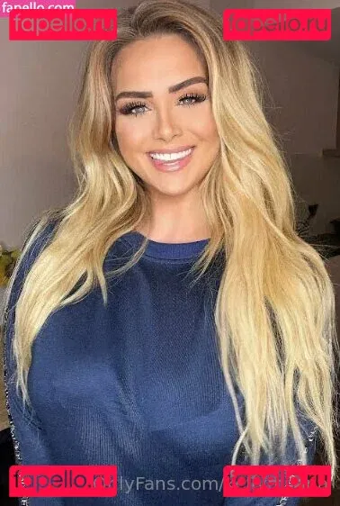 kellymilana Onlyfans Photo Gallery 