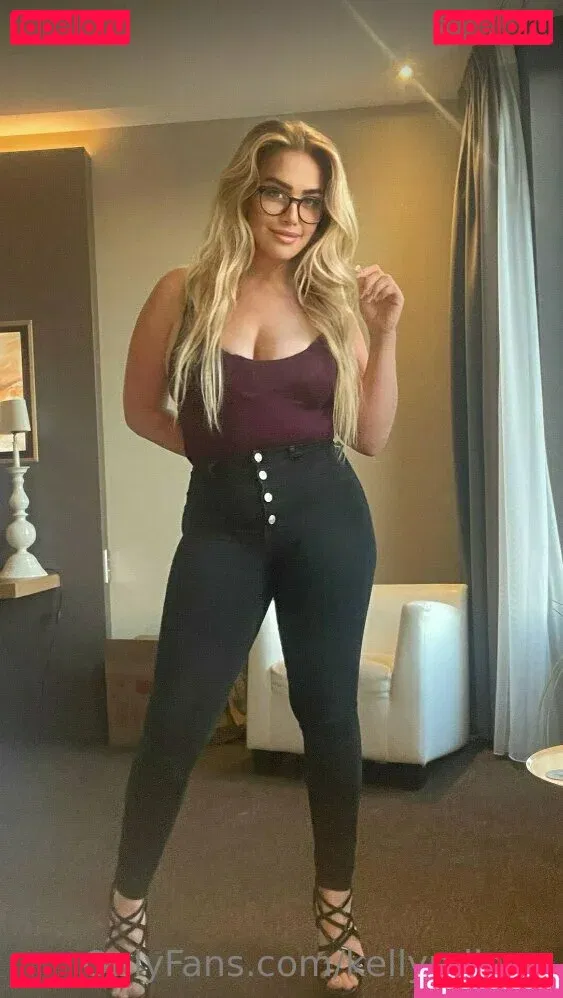 kellymilana Onlyfans Photo Gallery 