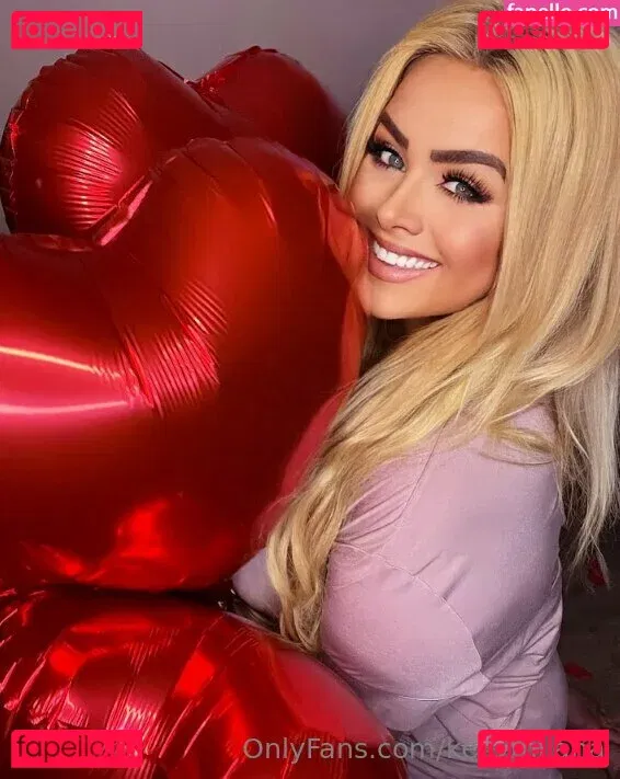 kellymilana Onlyfans Photo Gallery 