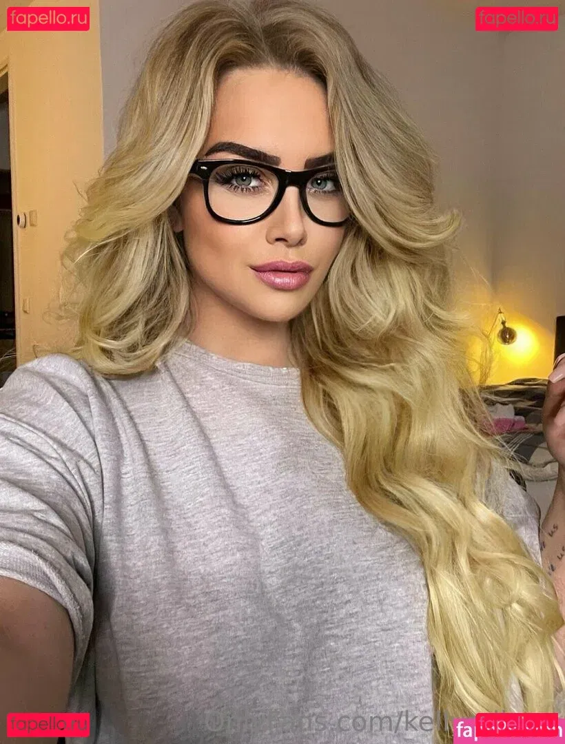 kellymilana Onlyfans Photo Gallery 