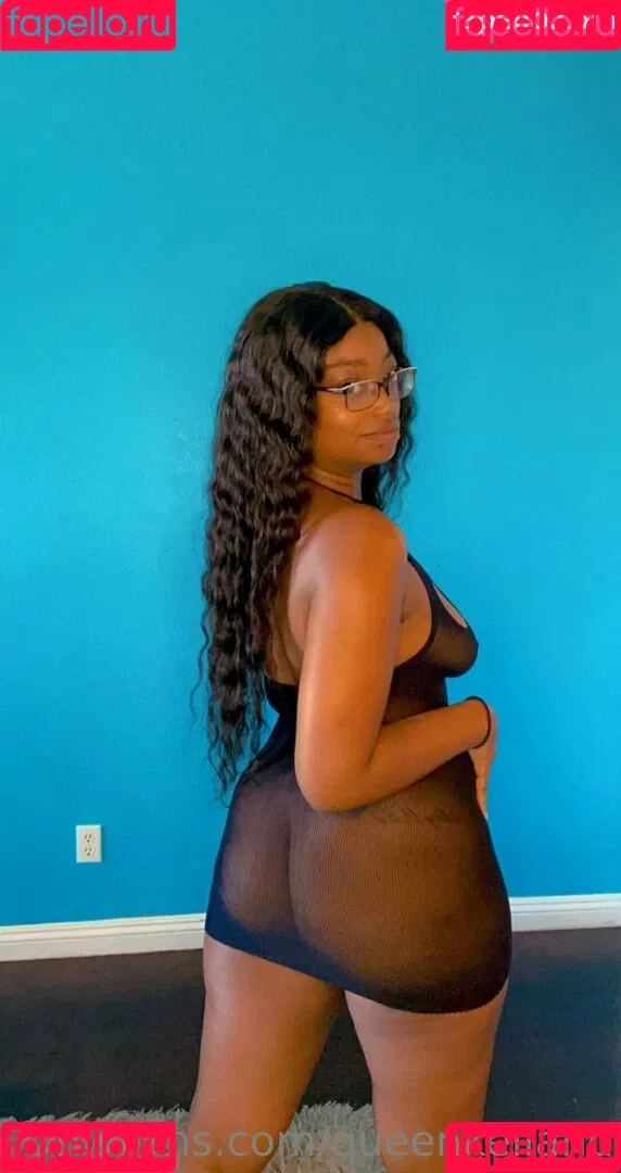 queenkeiland Onlyfans Photo Gallery 