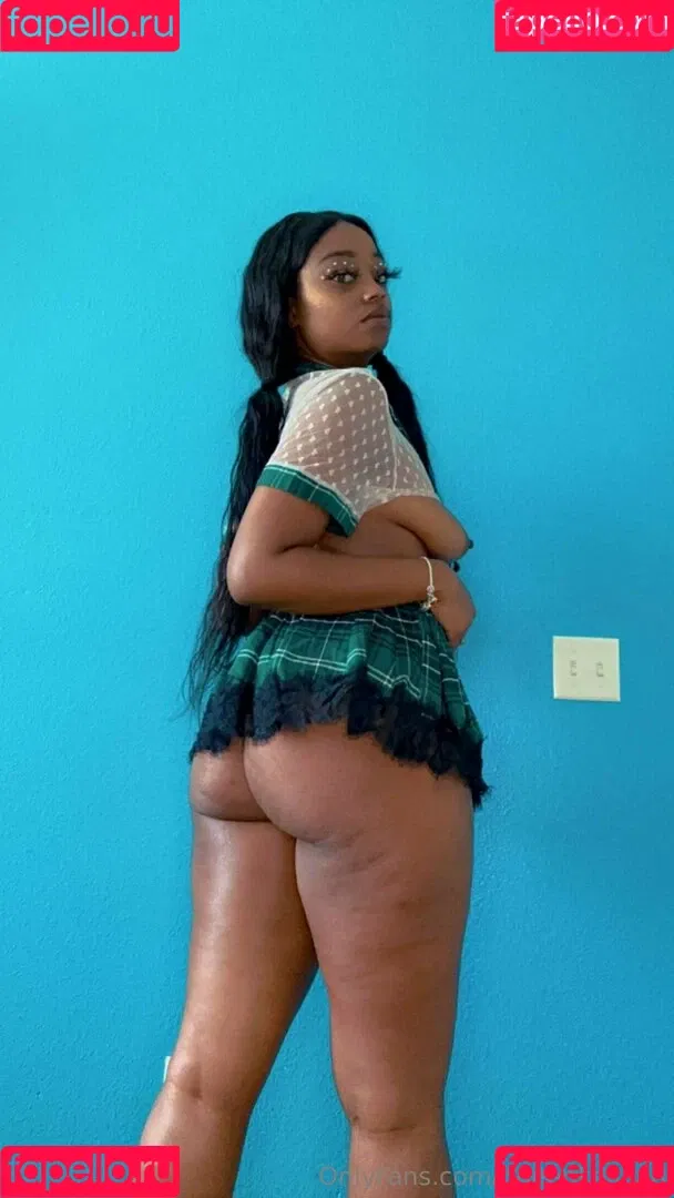 queenkeiland Onlyfans Photo Gallery 