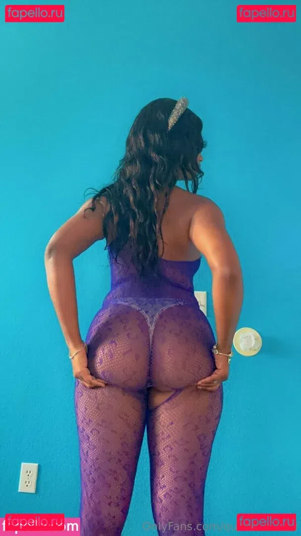 queenkeiland Onlyfans Photo Gallery 