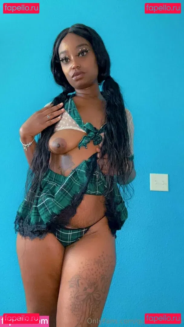 queenkeiland Onlyfans Photo Gallery 