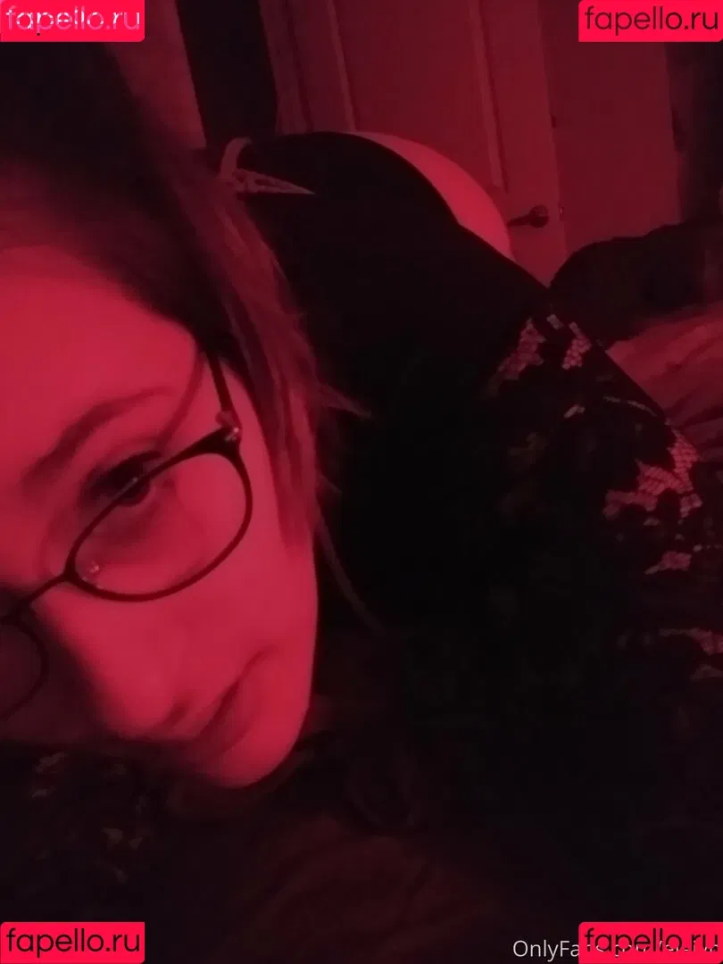evelynmusefree Onlyfans Photo Gallery 