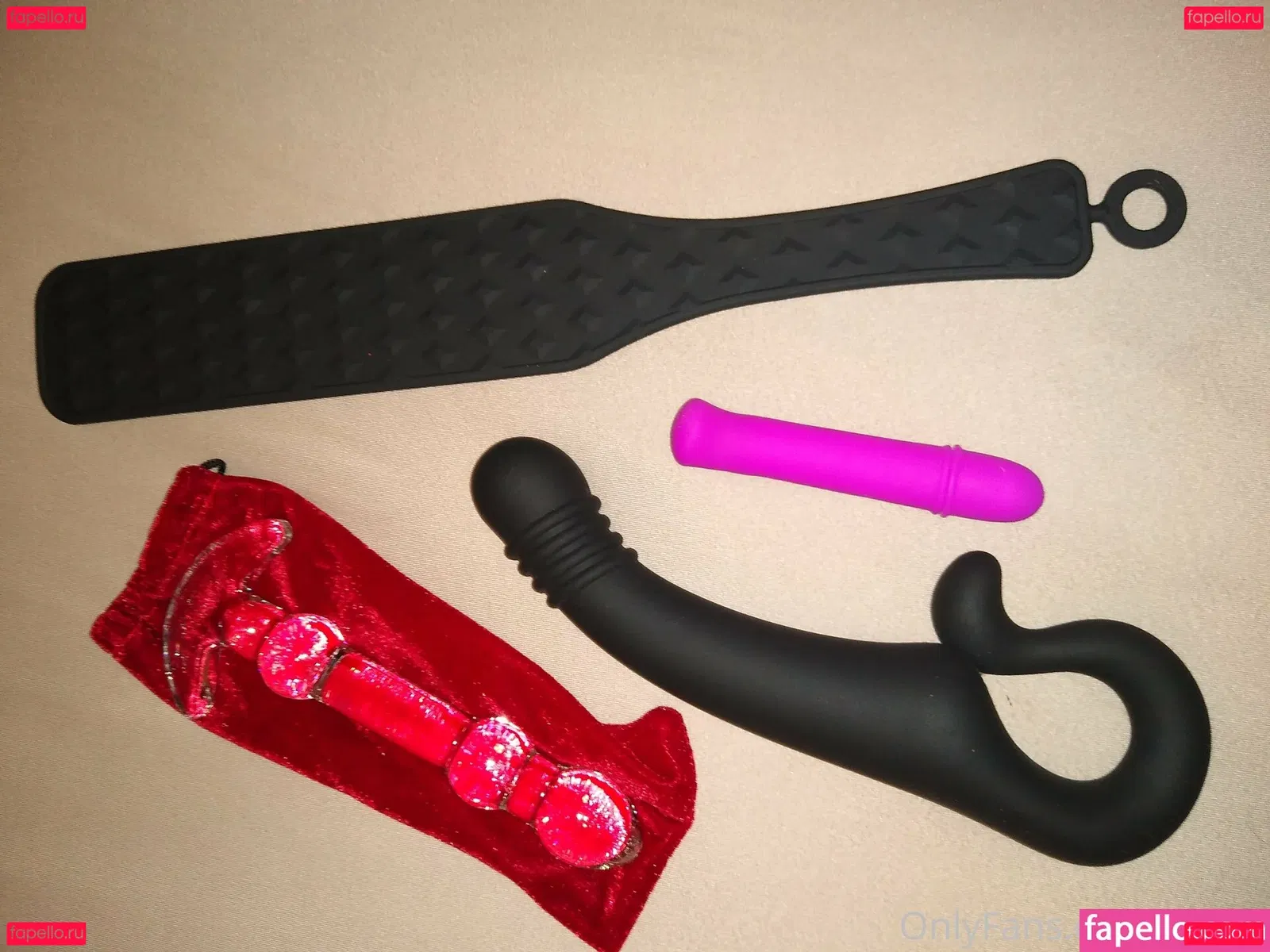 evelynmusefree Onlyfans Photo Gallery 