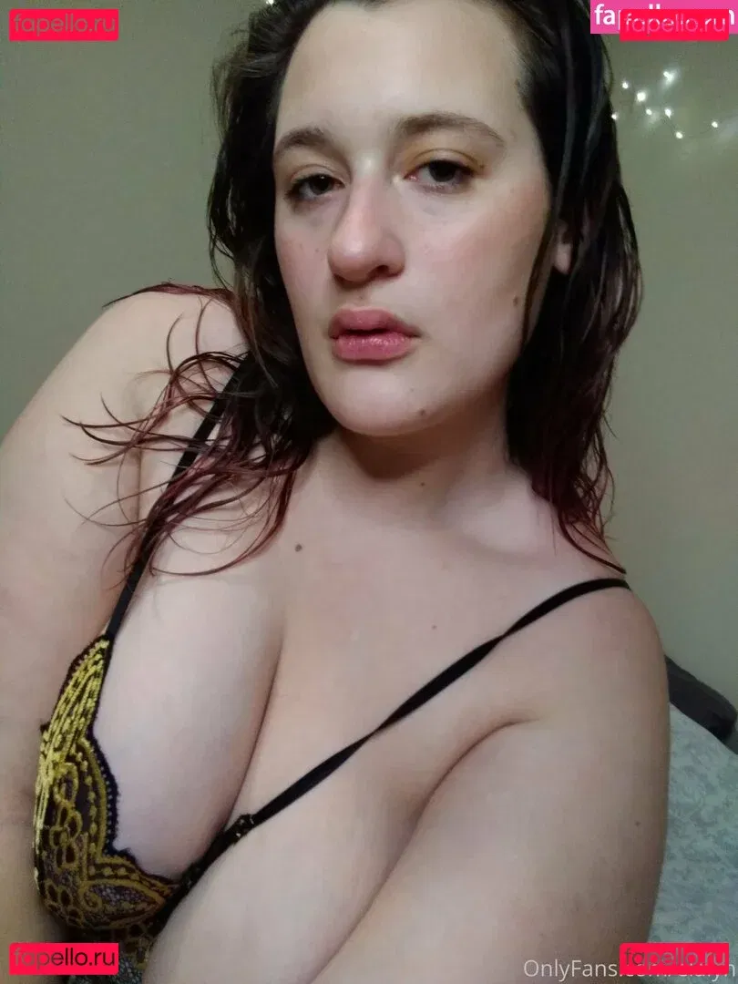 evelynmusefree Onlyfans Photo Gallery 