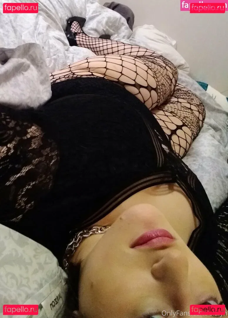 evelynmusefree Onlyfans Photo Gallery 