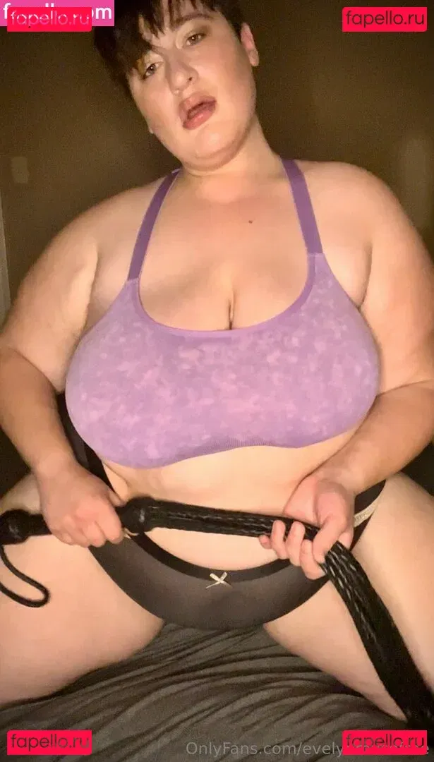 evelynmusefree Onlyfans Photo Gallery 