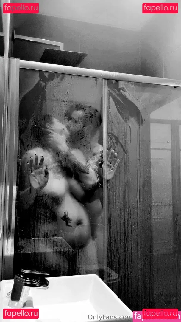 Showmeviolet Onlyfans Photo Gallery 