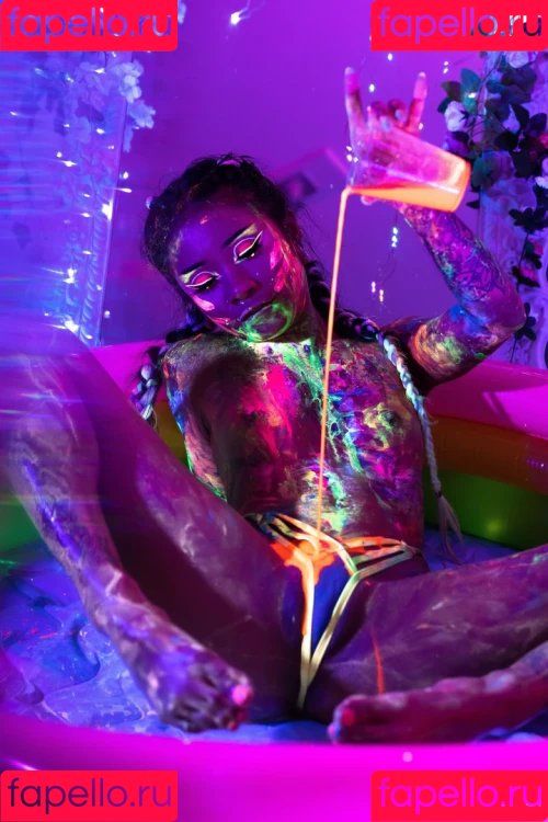 rainelee Onlyfans Photo Gallery 