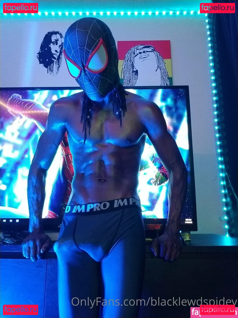 blacklewdspidey Onlyfans Photo Gallery 