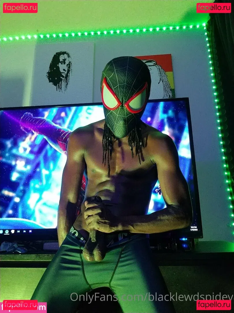 blacklewdspidey Onlyfans Photo Gallery 