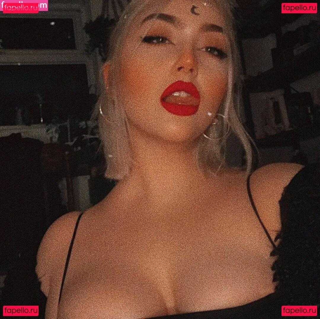 Bambi.Amby Onlyfans Photo Gallery 