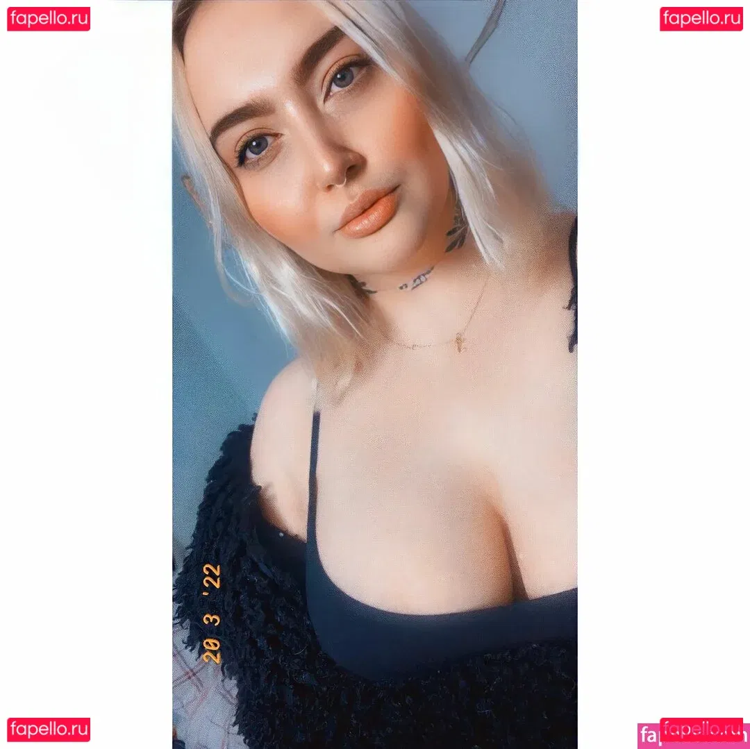 Bambi.Amby Onlyfans Photo Gallery 