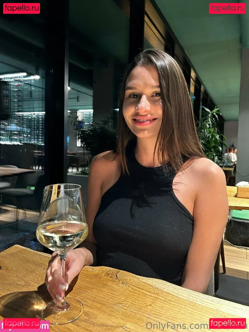 cristinm Onlyfans Photo Gallery 