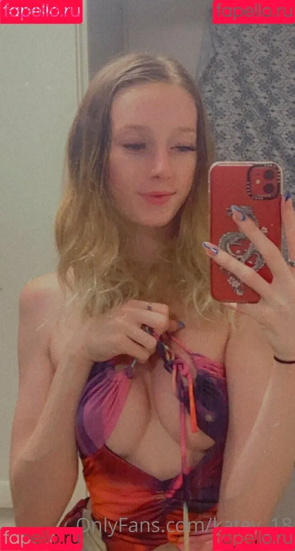 katey_19 Onlyfans Photo Gallery 