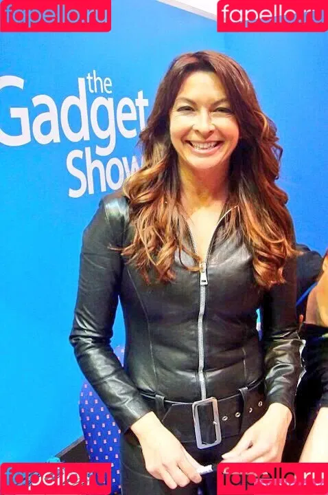 Suzi Perry Onlyfans Photo Gallery 