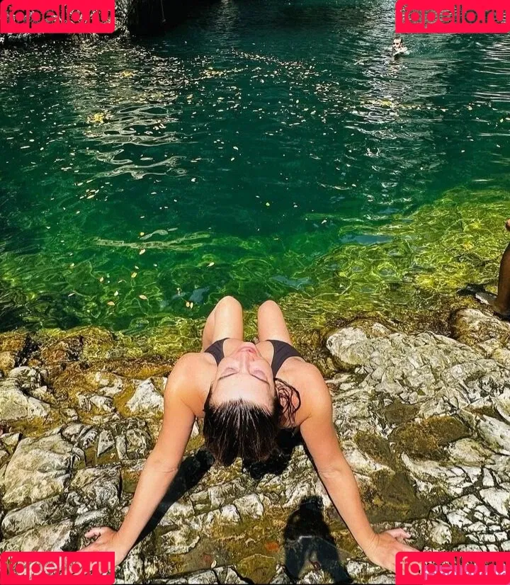 Suzi Perry Onlyfans Photo Gallery 