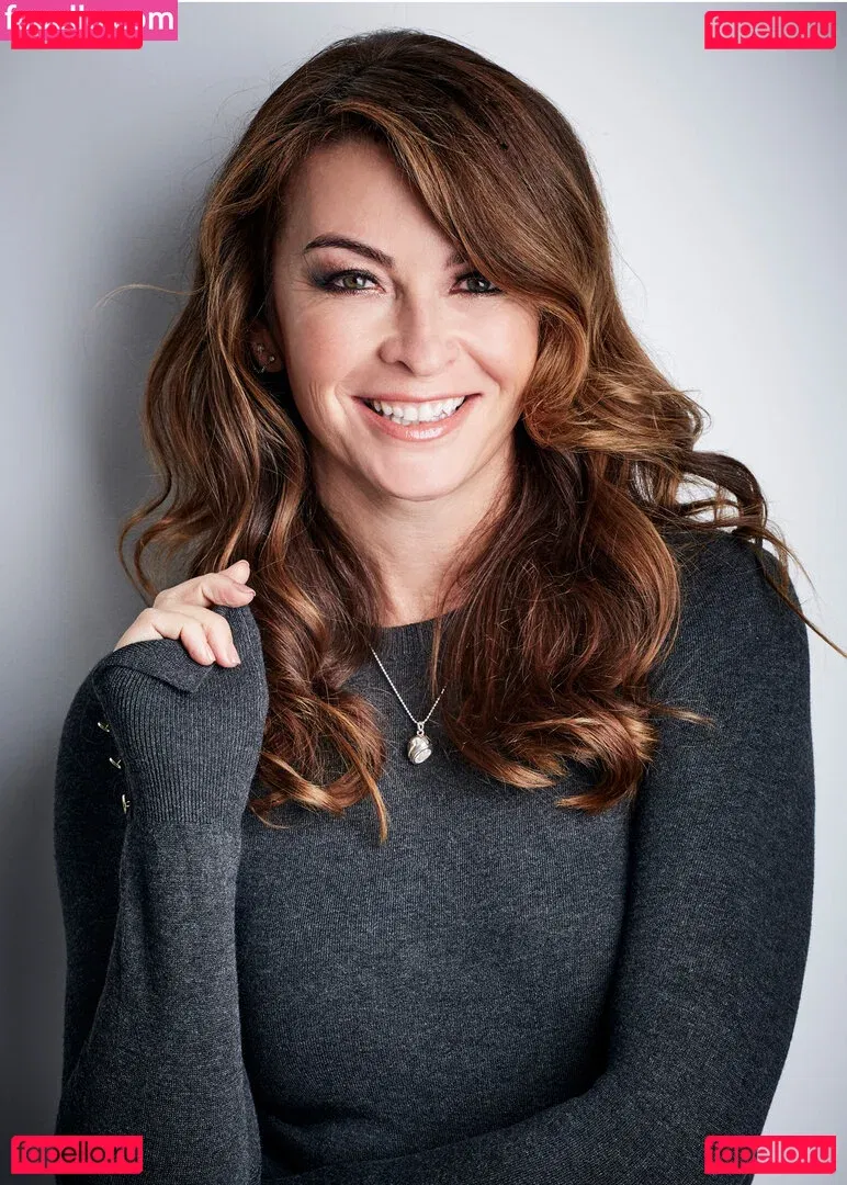 Suzi Perry Onlyfans Photo Gallery 