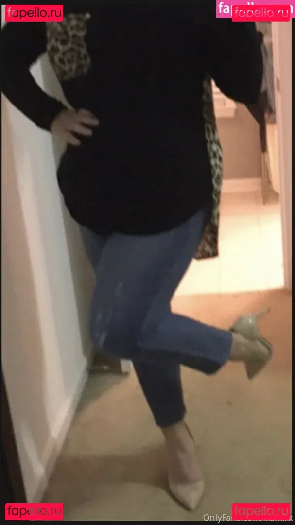 lilsmirk Onlyfans Photo Gallery 