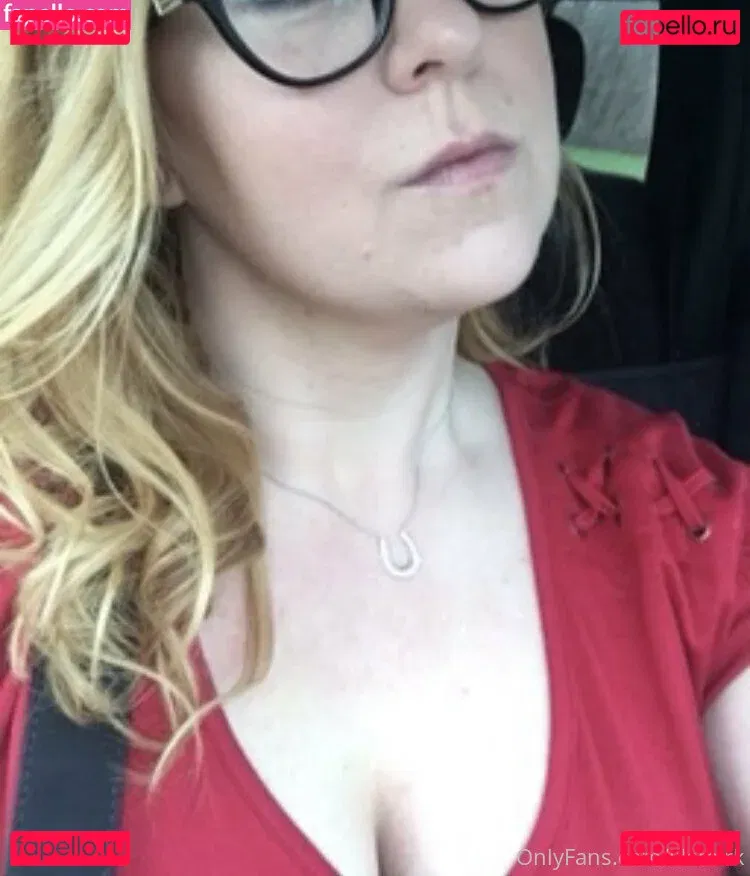 lilsmirk Onlyfans Photo Gallery 