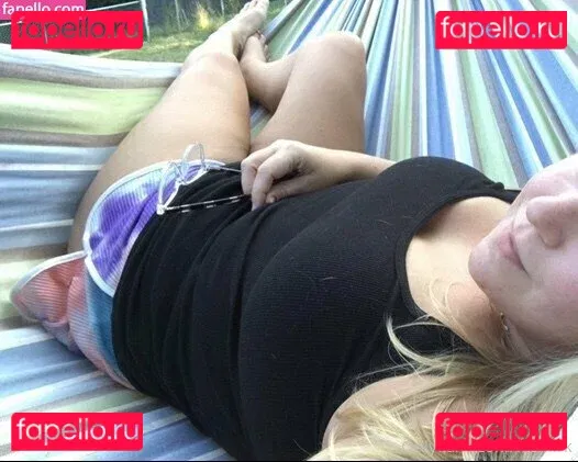 lilsmirk Onlyfans Photo Gallery 