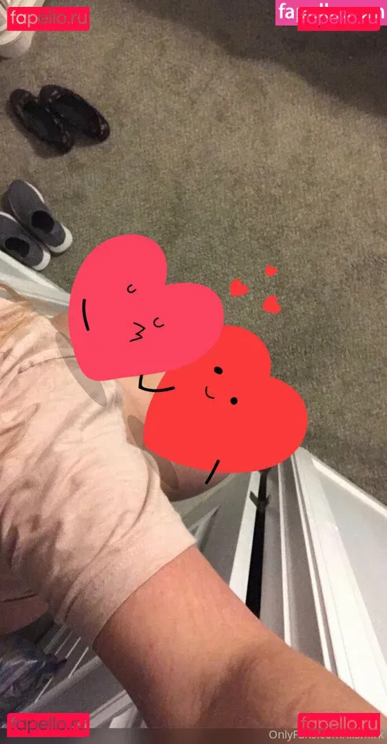 lilsmirk Onlyfans Photo Gallery 