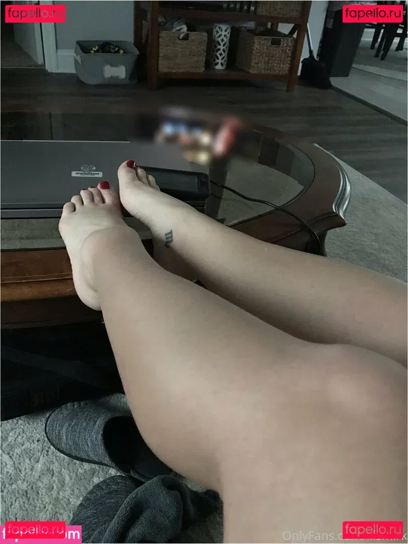 lilsmirk Onlyfans Photo Gallery 