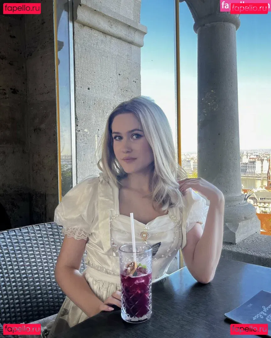 Una Fairy Onlyfans Photo Gallery 