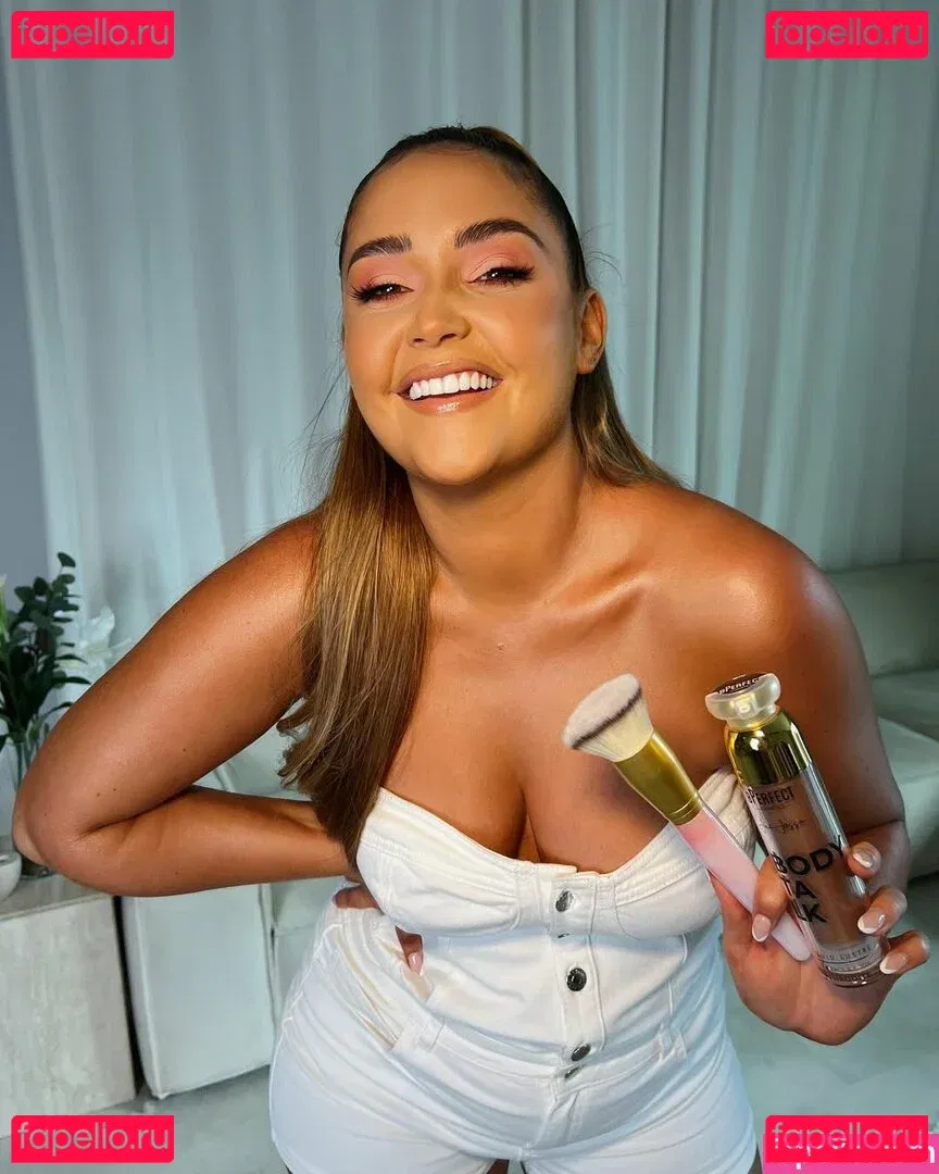 jjuicyjasss Onlyfans Photo Gallery 