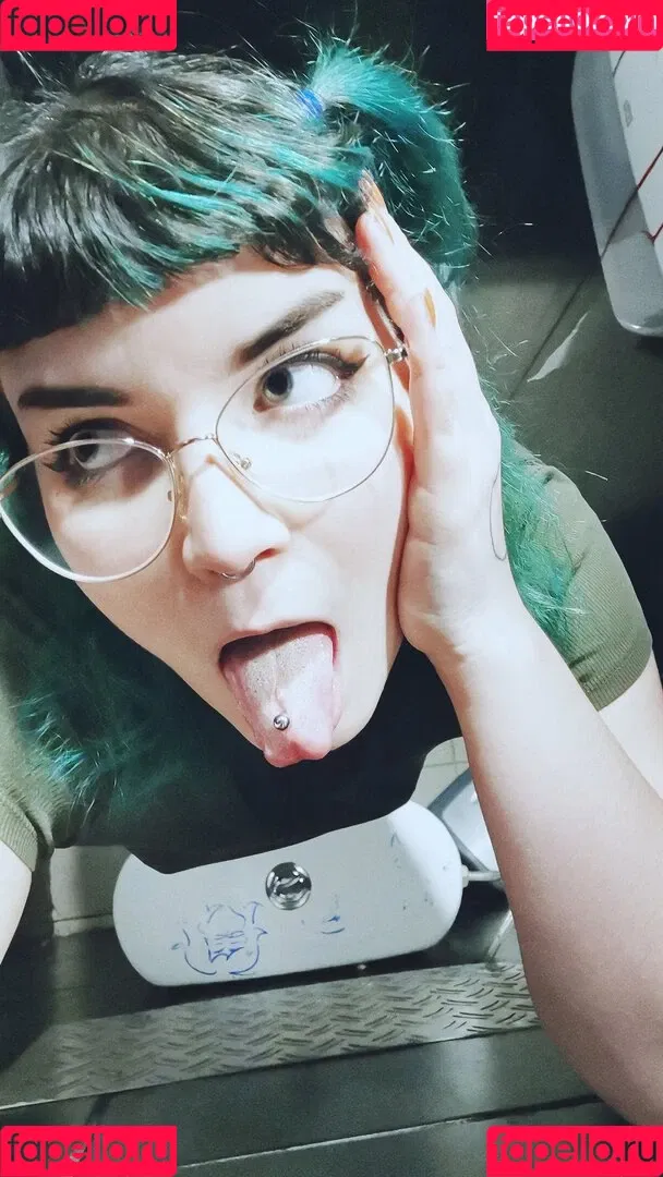 littlecalamity Onlyfans Photo Gallery 