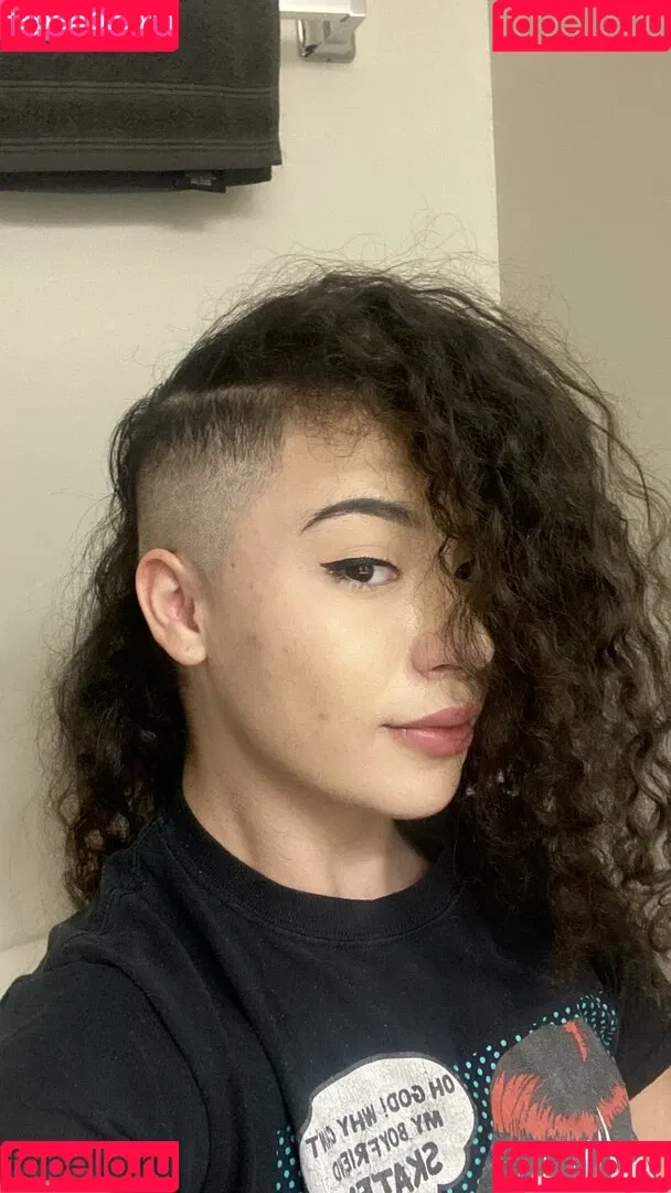 Curly Exotic Onlyfans Photo Gallery 