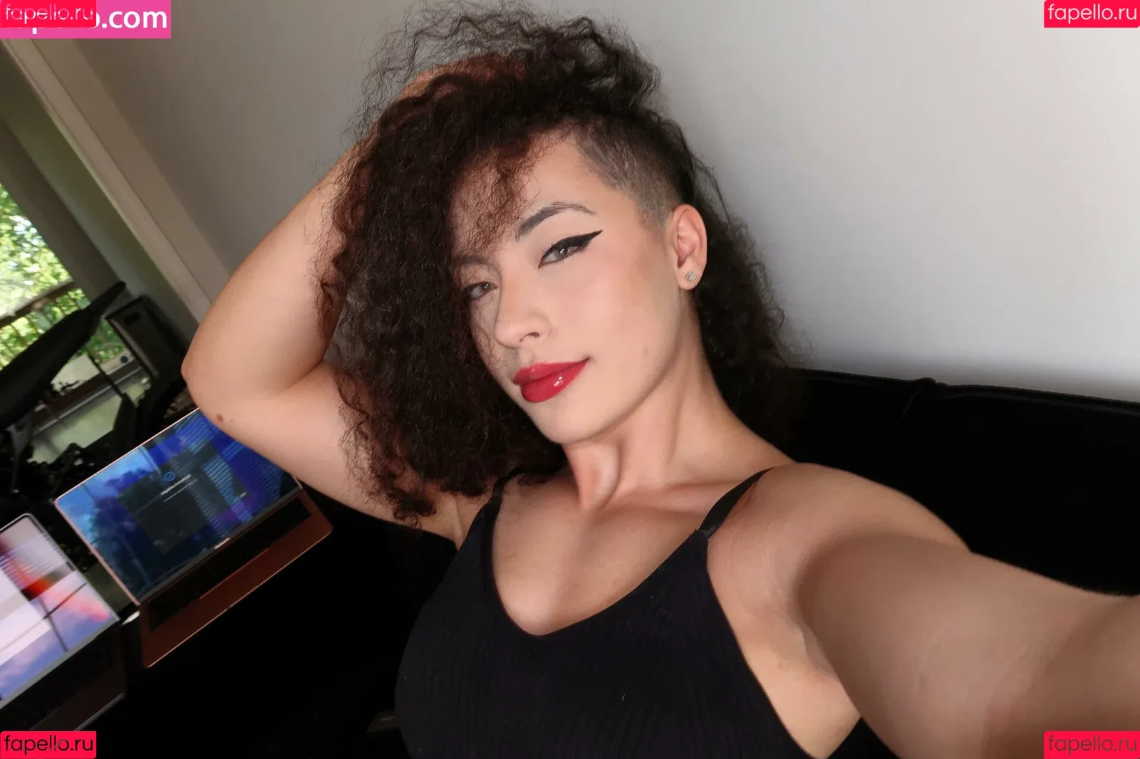 Curly Exotic Onlyfans Photo Gallery 