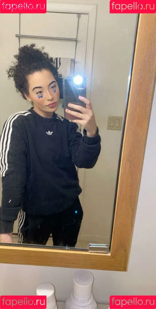 Curly Exotic Onlyfans Photo Gallery 