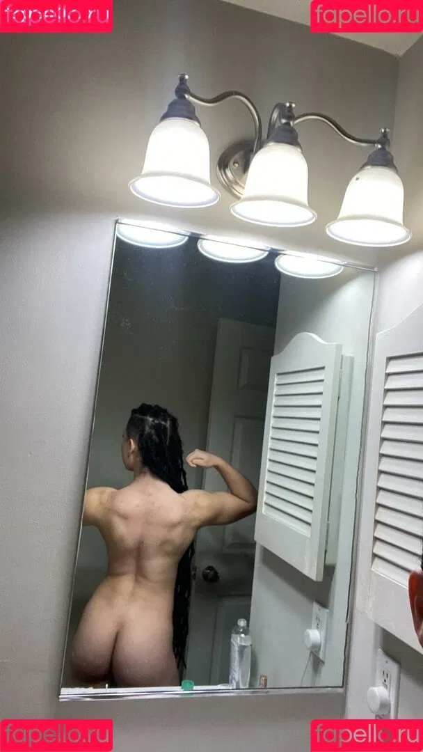 Curly Exotic Onlyfans Photo Gallery 